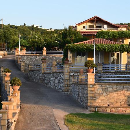 Alexandros Seaside Family Apartments & Villas - Paradise, 7' From Petalidi Kalamaki  Exterior foto