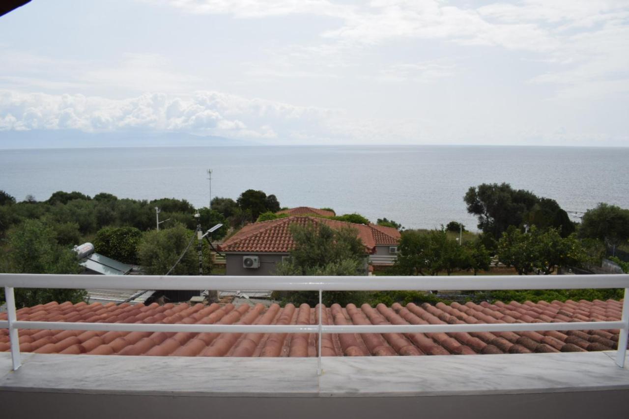 Alexandros Seaside Family Apartments & Villas - Paradise, 7' From Petalidi Kalamaki  Exterior foto